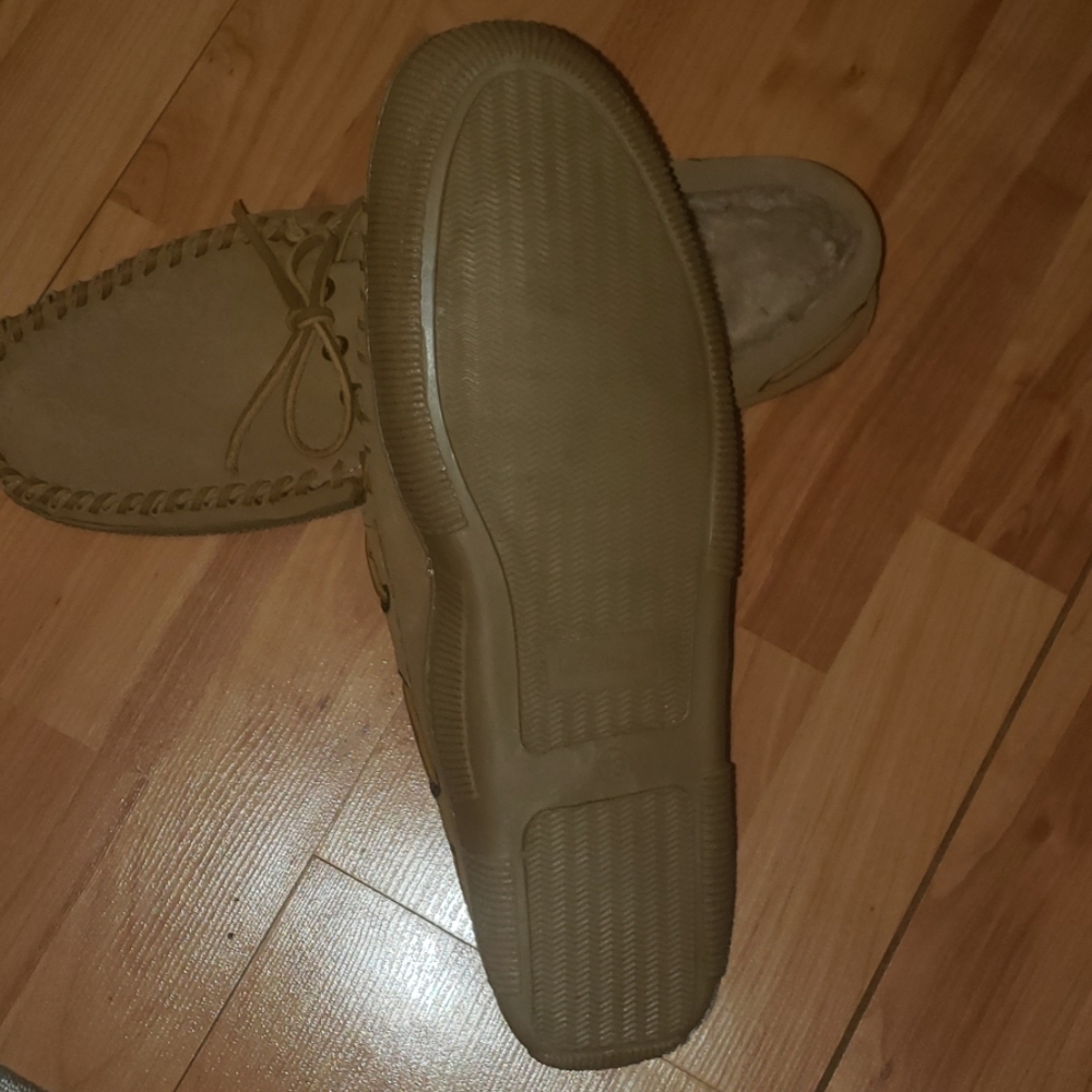 Slippers - Picture 4 of 5